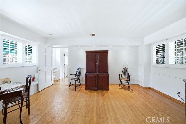 2393 Allen Avenue, Altadena, CA 91001