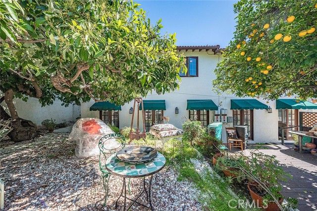 2393 Allen Avenue, Altadena, CA 91001