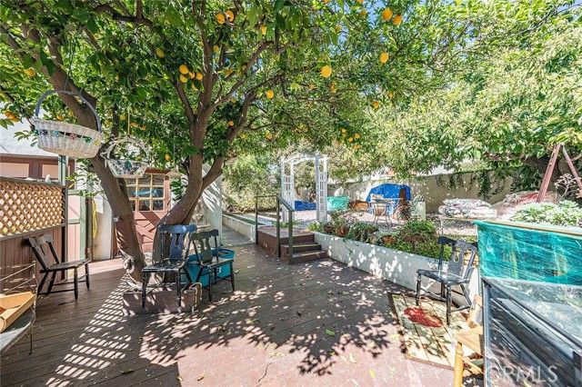 2393 Allen Avenue, Altadena, CA 91001