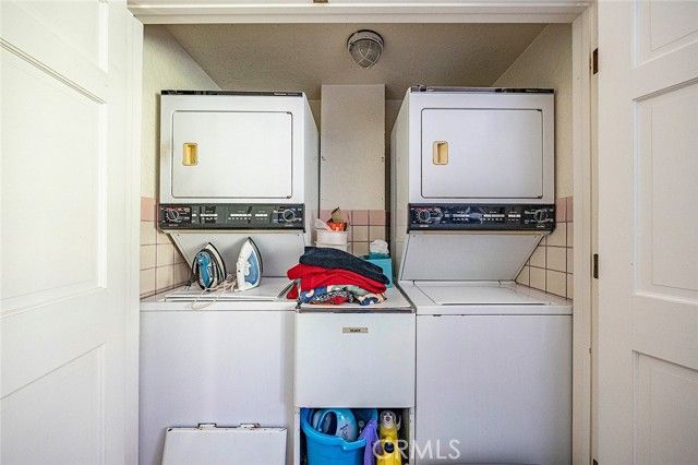 2393 Allen Avenue, Altadena, CA 91001