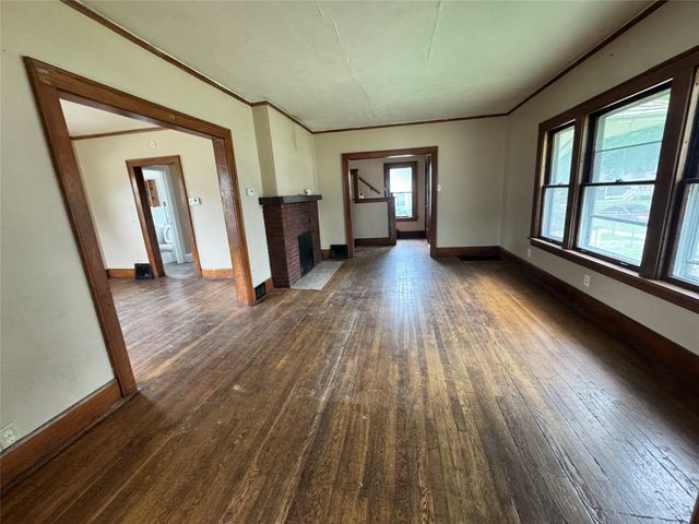 1600 E 13th Street, Des Moines, IA 50316