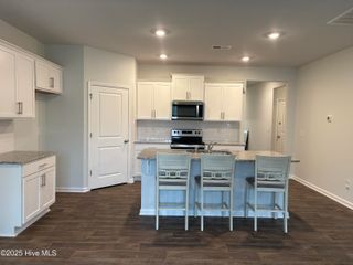 506 Dakota Avenue, New Bern, NC 28560