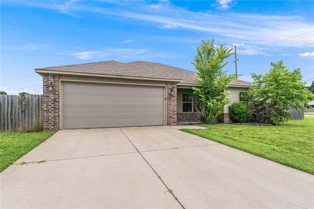 3315 Alliance Drive, Springdale, AR 72764