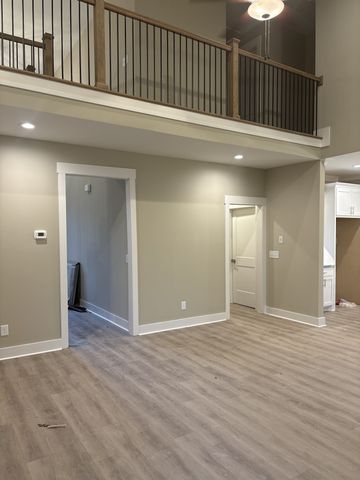 920 Licinius Ln, Murfreesboro, TN 37128