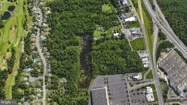 53 HURFF LN, Blackwood, NJ 08012