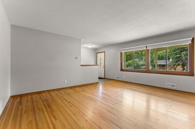 8460 Westbend Road, Golden Valley, MN 55427