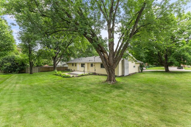 8460 Westbend Road, Golden Valley, MN 55427