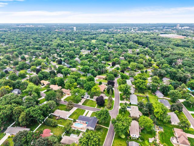 8460 Westbend Road, Golden Valley, MN 55427