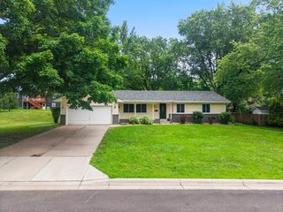 8460 Westbend Road, Golden Valley, MN 55427
