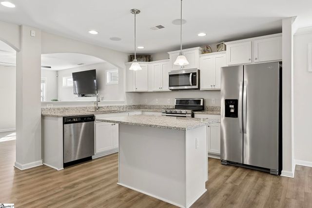 14 Steeds Glen Road, Piedmont, SC 29673