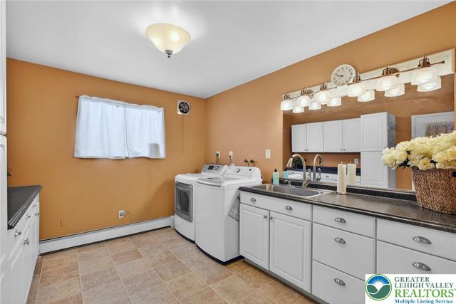 4000 Carter Road, Bethlehem Twp, PA 18020