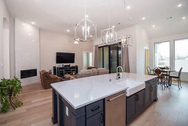 6811 Mirabeau Lane, Katy, TX 77493