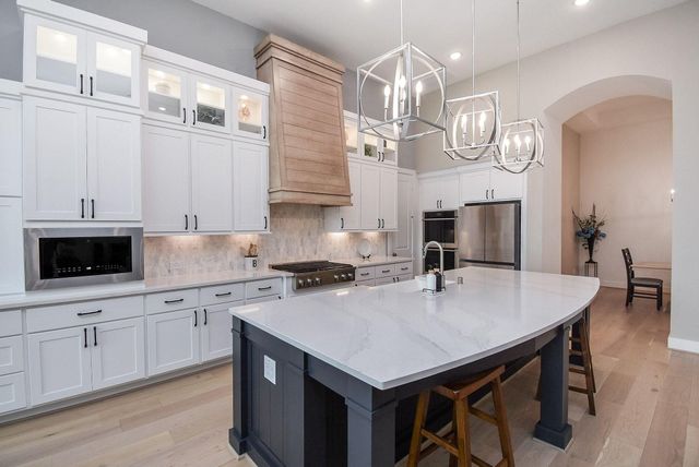 6811 Mirabeau Lane, Katy, TX 77493