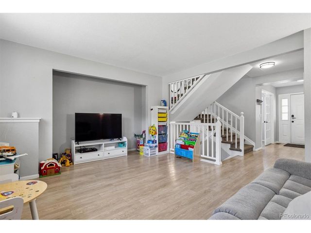 7410 W Coal Mine Ave F, Littleton, CO 80123