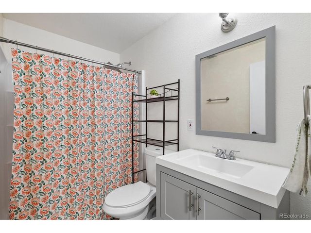 7410 W Coal Mine Ave F, Littleton, CO 80123