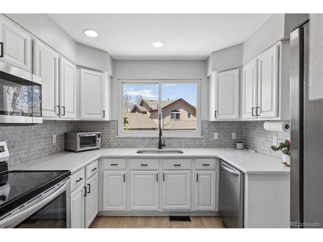 7410 W Coal Mine Ave F, Littleton, CO 80123