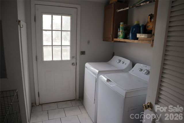 179 W Hilltop Lane, Jefferson, SC 29718