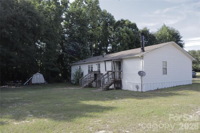 179 W Hilltop Lane, Jefferson, SC 29718