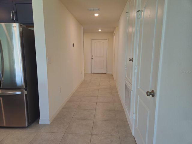 2058 FICUS STREET, Mascotte, FL 34753