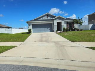 2058 FICUS STREET, Mascotte, FL 34753
