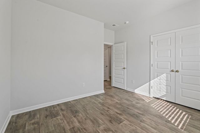 219 Warner Crossing Way, Loris, SC 29569