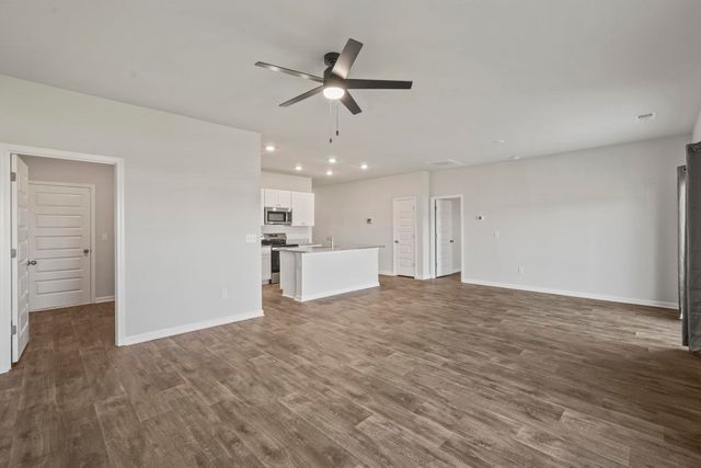 219 Warner Crossing Way, Loris, SC 29569