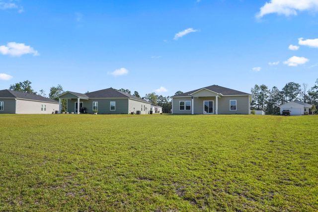 219 Warner Crossing Way, Loris, SC 29569