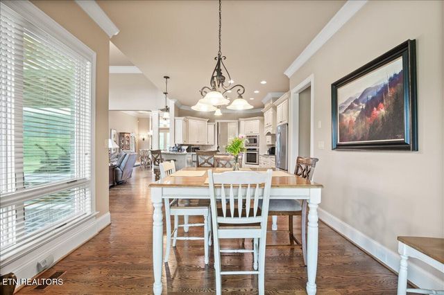 757 Indian Mountain Rd, Jellico, TN 37762