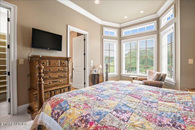 757 Indian Mountain Rd, Jellico, TN 37762