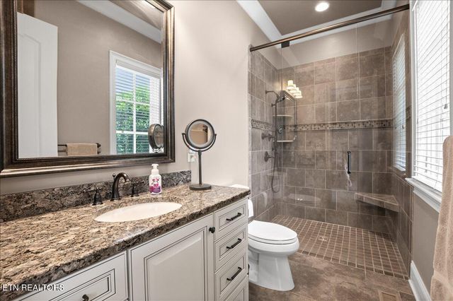 757 Indian Mountain Rd, Jellico, TN 37762