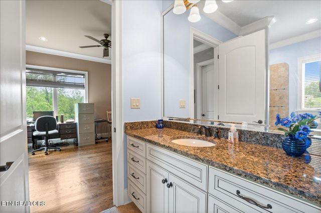 757 Indian Mountain Rd, Jellico, TN 37762