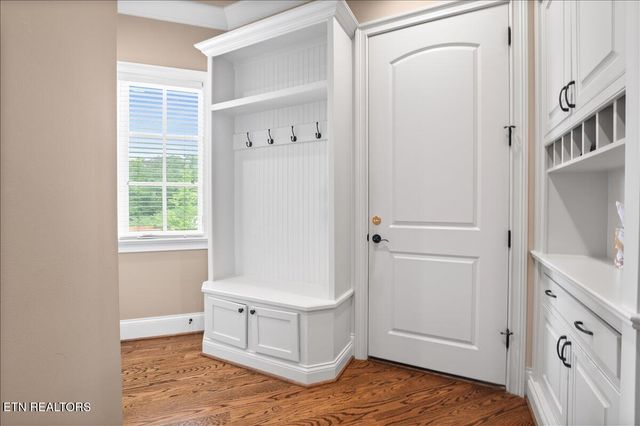 757 Indian Mountain Rd, Jellico, TN 37762