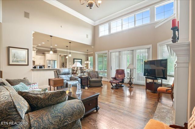 757 Indian Mountain Rd, Jellico, TN 37762