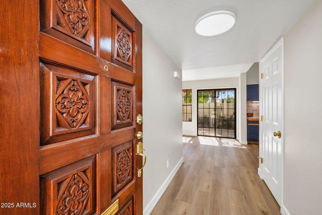 1861 E KRISTA Way, Tempe, AZ 85284