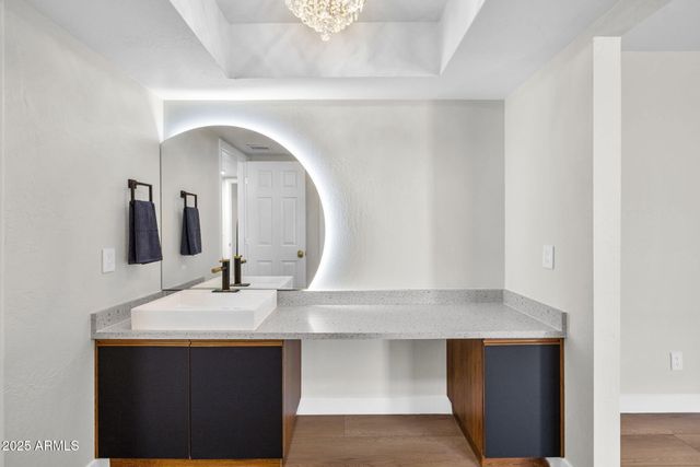 1861 E KRISTA Way, Tempe, AZ 85284