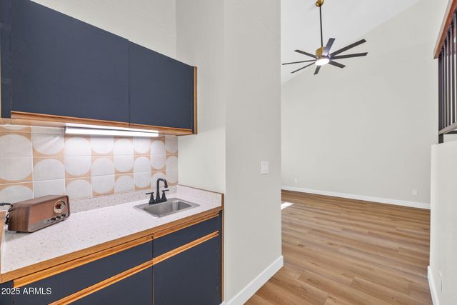 1861 E KRISTA Way, Tempe, AZ 85284