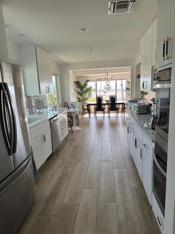 901 W Via Livorno, Palm Springs, CA 92262