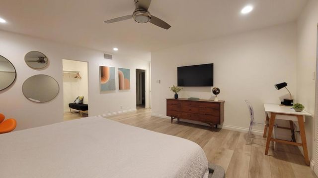 901 W Via Livorno, Palm Springs, CA 92262