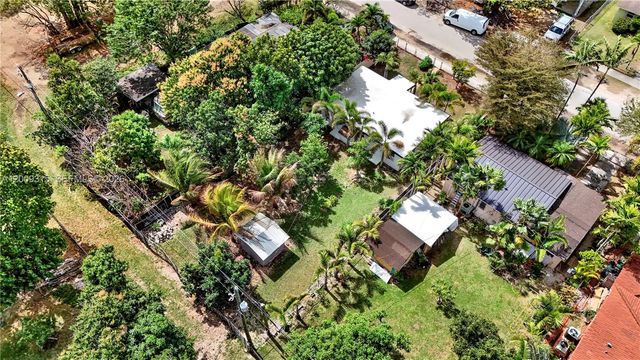 105 NW 7th Ave A, Homestead, FL 33030