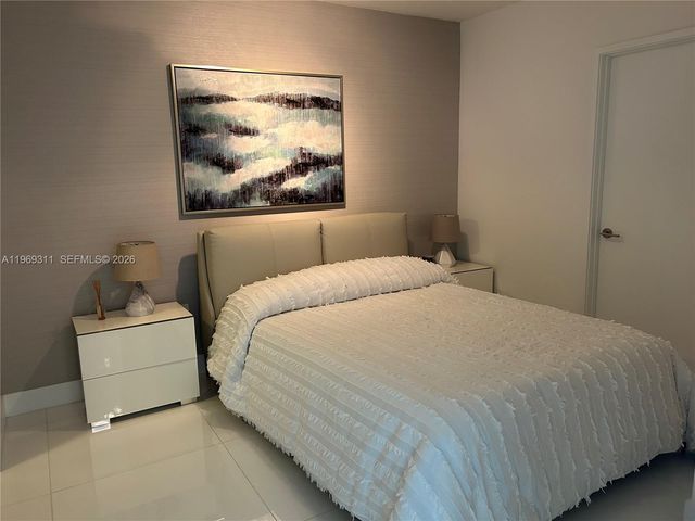 300 Sunny Isles Blvd 4-2305, Sunny Isles Beach, FL 33160