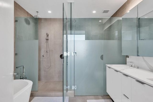 44 East Ave 4303, Austin, TX 78701