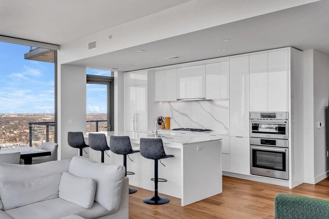 44 East Ave 4303, Austin, TX 78701