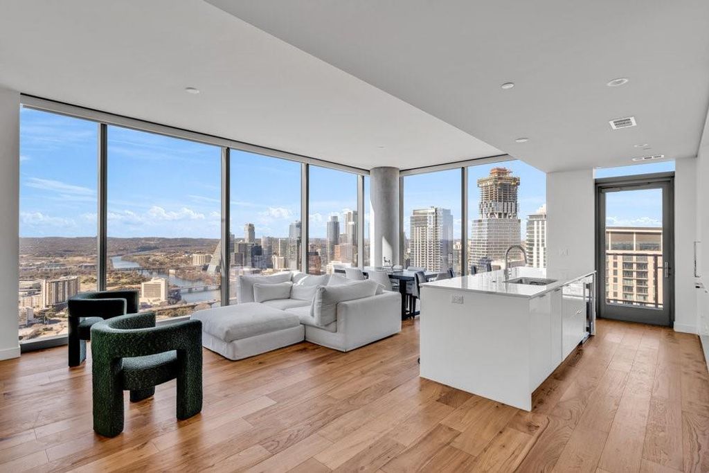 44 East Ave 4303, Austin, TX 78701