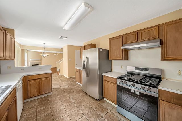 1938 Courtside Place Drive, Missouri City, TX 77489
