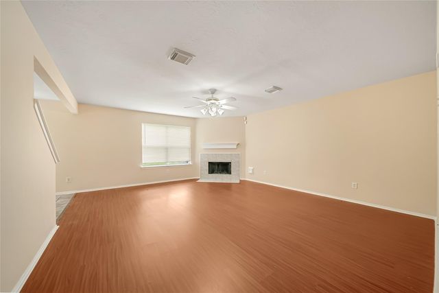 1938 Courtside Place Drive, Missouri City, TX 77489