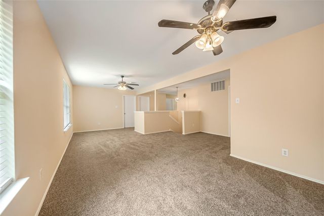 1938 Courtside Place Drive, Missouri City, TX 77489