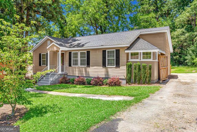 107 Schaefer Court, Toccoa, GA 30577