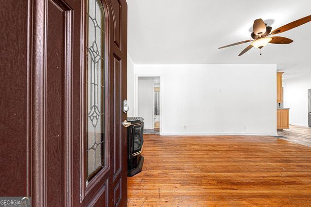 107 Schaefer Court, Toccoa, GA 30577