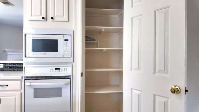 2438 Weatherford Drive, Pearland, TX 77584