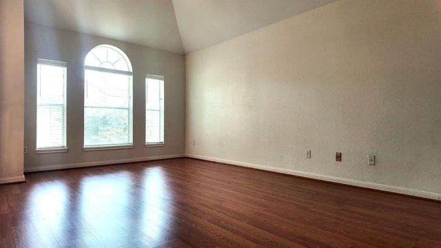 2438 Weatherford Drive, Pearland, TX 77584